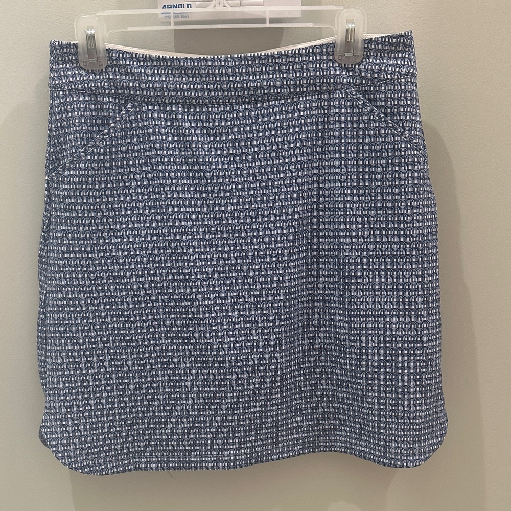 Peter Millar Navy and White Patterned Golf Skort Small